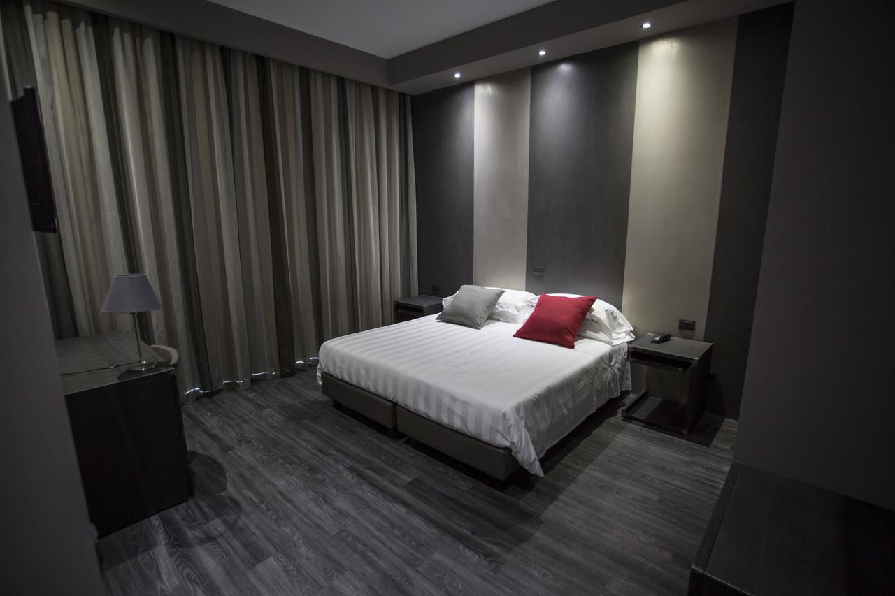 V99 Hotel Rzym Zewnętrze zdjęcie
