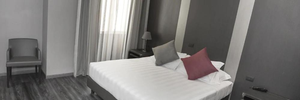 V99 Hotel Rzym Zewnętrze zdjęcie