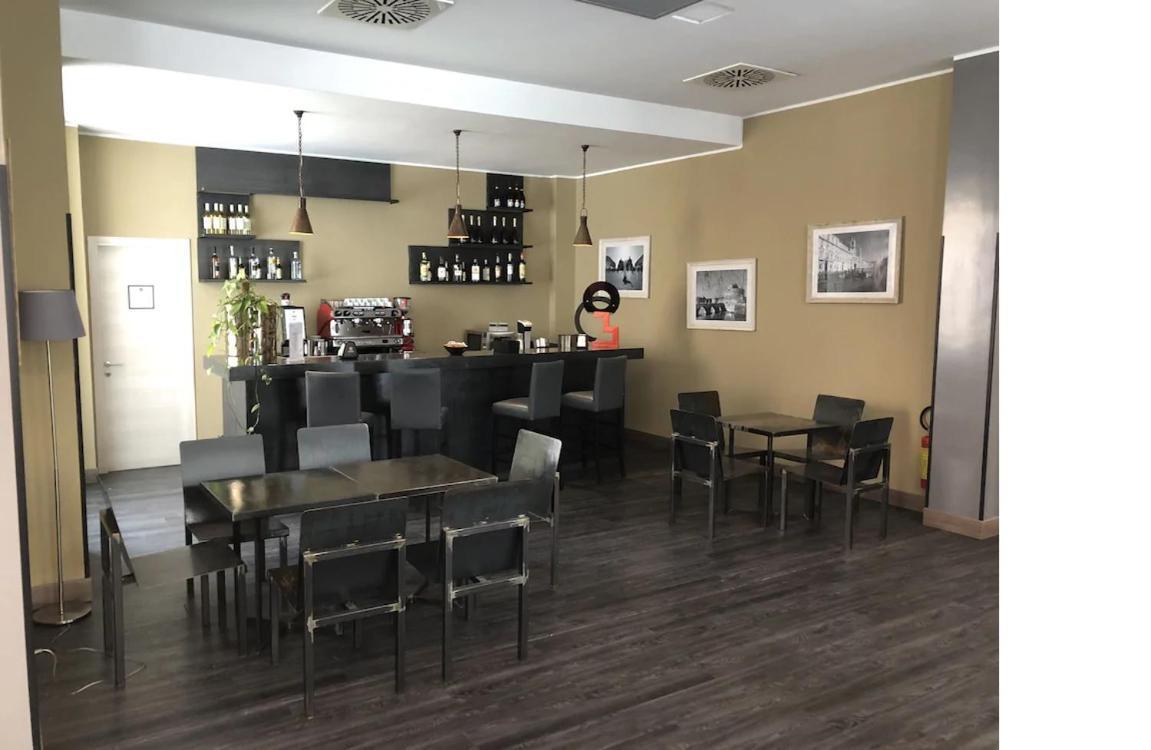 V99 Hotel Rzym Zewnętrze zdjęcie