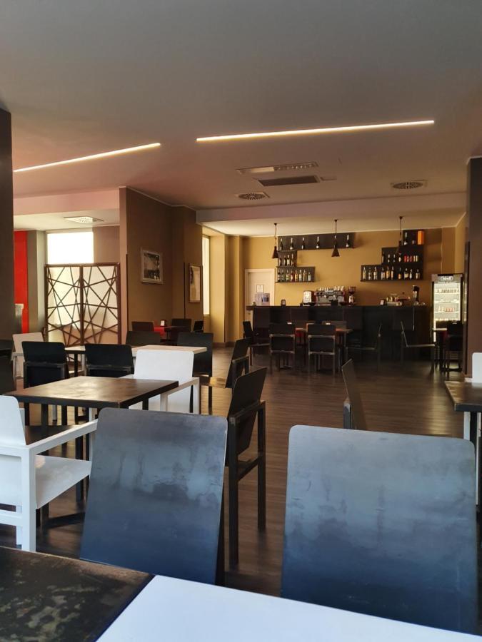 V99 Hotel Rzym Zewnętrze zdjęcie